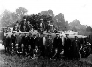 Men from Mile End on charbanc outing, from the Living in Bow image archive project on Facebook
